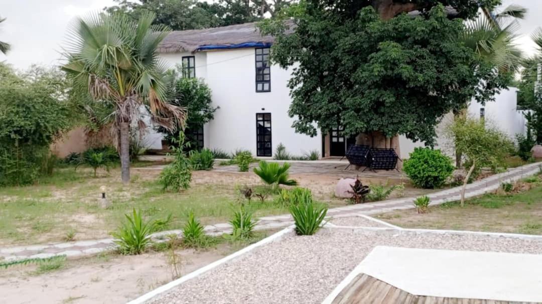 La Fandenoise Bed and Breakfast Thies Εξωτερικό φωτογραφία